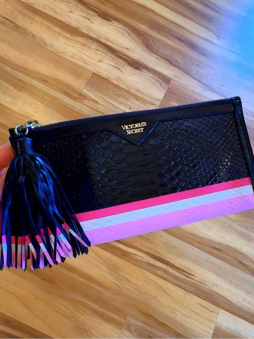Victoria’s Secret Luxe Python Zip Clutch Wristlet Black Pink Tassel 9” EUC